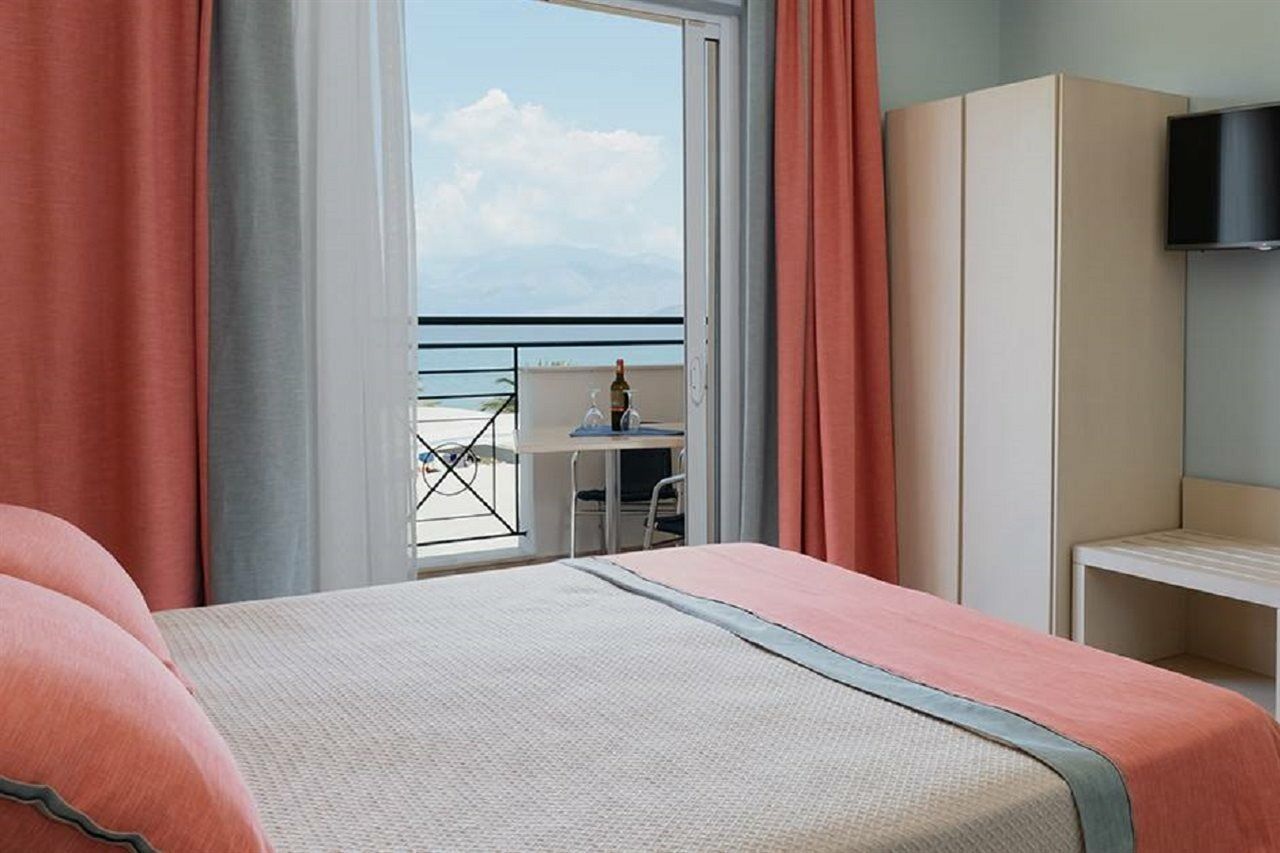 Mareblue Beach Agios Spyridon  Exterior foto
